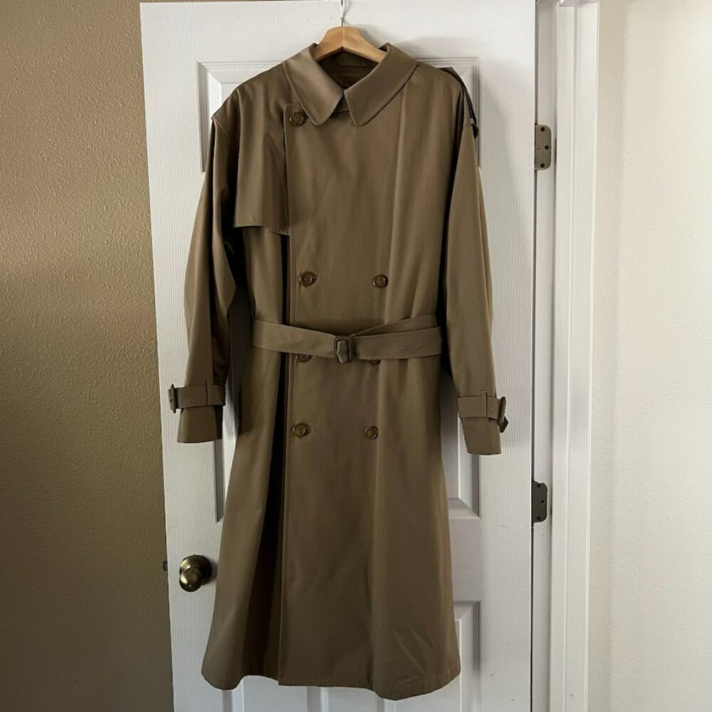 London Fog Limited Edition Men's Classic Trench Coat -  Size 40R